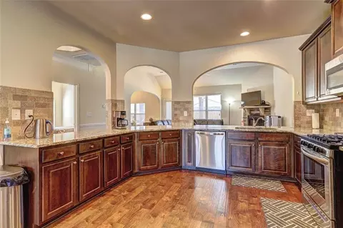 Kitchen - 60 Streamside Dr, Covington, GA 30016 photo 4 of 5