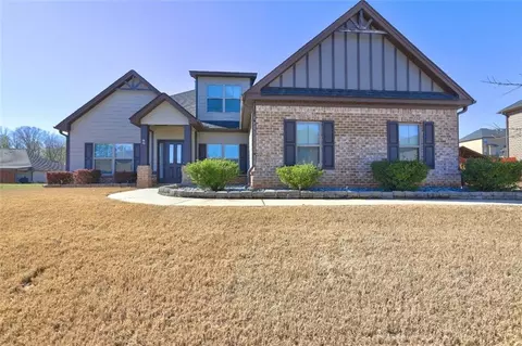 60 Streamside Dr, Covington, GA 30016