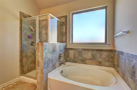 Bath - 60 Streamside Dr, Covington, GA 30016 photo 2 of 7