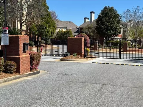 10855 Bossier Dr, Alpharetta, GA 30022