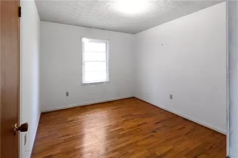 Bedroom - 31 Mill St, Cave Spring, GA 30124 photo 1 of 5