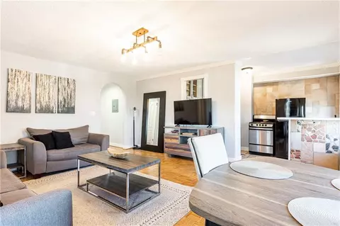 300 W Peachtree 10d, Atlanta, GA 30308