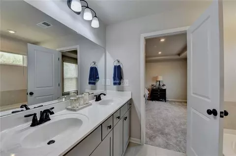 Bath - 3173 Lowell Rd, Bethlehem, GA 30620 photo 5 of 5