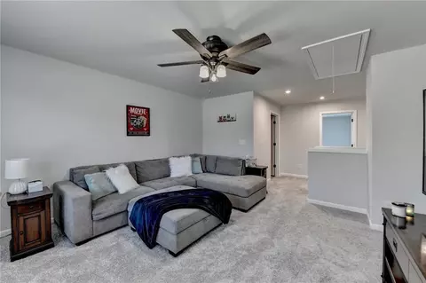 Entry Way - 3173 Lowell Rd, Bethlehem, GA 30620 photo 5 of 8