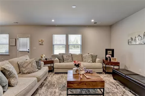 Living - 3173 Lowell Rd, Bethlehem, GA 30620 photo 1 of 1