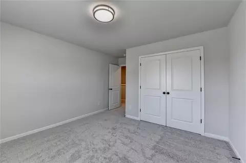 Bedroom - 3173 Lowell Rd, Bethlehem, GA 30620 photo 3 of 16