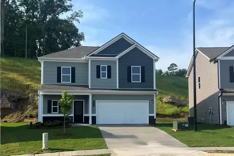 243 Sycamore Dr, Calhoun, GA 30701
