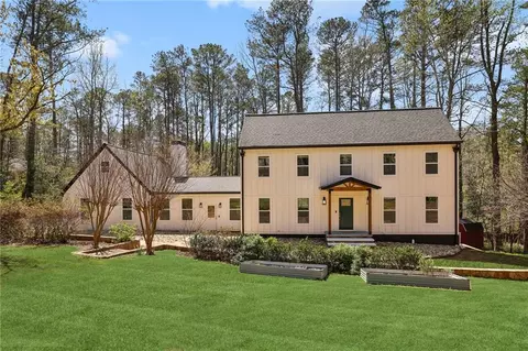 5639 Stillwater Ct, Stone Mountain, GA 30087