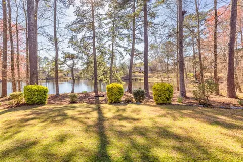 Exterior - 1650 Daniel Park Dr, Dacula, GA 30019 photo 7 of 11