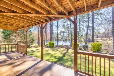Exterior - 1650 Daniel Park Dr, Dacula, GA 30019 photo 6 of 11