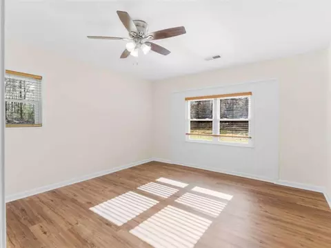 Bedroom - 134 Glen Echo Dr, Jackson, GA 30233 photo 1 of 10
