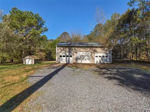 Exterior - 134 Glen Echo Dr, Jackson, GA 30233 photo 3 of 7