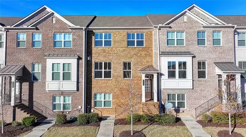 776 Sunset Park Dr, Suwanee, GA 30024 photo 4