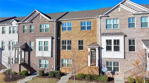 776 Sunset Park Dr, Suwanee, GA 30024 photo 2
