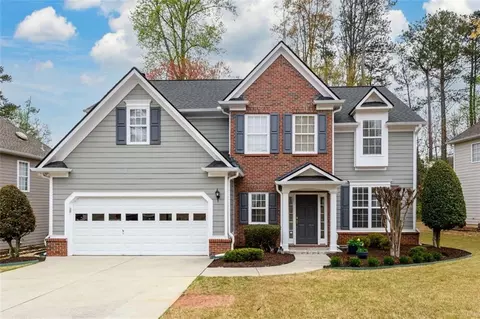 4015 Embassy Way, Lilburn, GA 30047