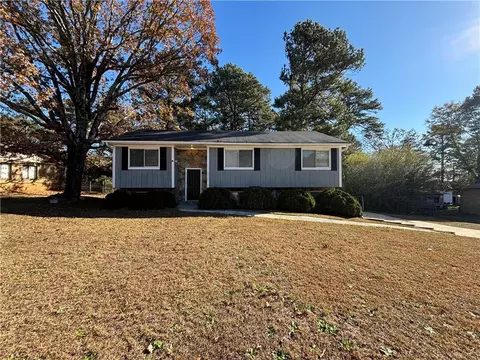 2326 Union Grove Ct, Lithonia, GA 30058