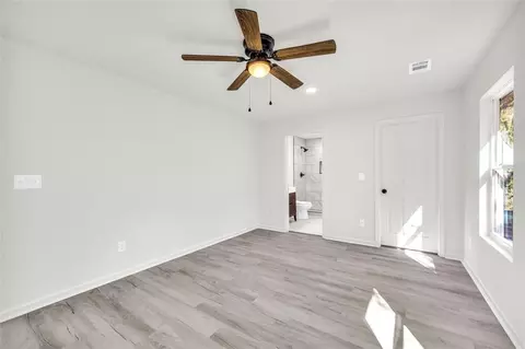 Bedroom - 445 S Broad St, Toccoa, GA 30577 photo 1 of 5