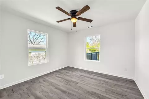 Bedroom - 445 S Broad St, Toccoa, GA 30577 photo 3 of 5