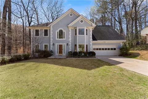 400 Surveyors Pt, Suwanee, GA 30024