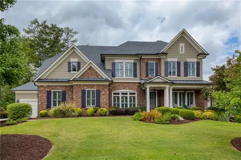 2756 Barnhill Dr, Marietta, GA 30062