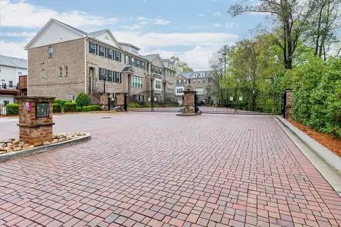 2022 Raven Way, Atlanta, GA 30341