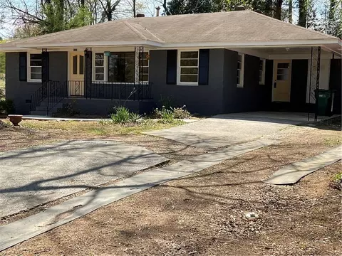 1271 Sanders Dr, Lake City, GA 30260