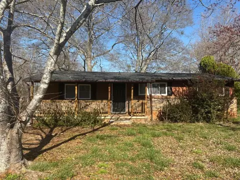 Exterior - 529 Landers St, Monroe, GA 30655 photo 1 of 2