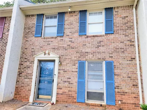 250 Cleveland Rd #241, Bogart, GA 30622