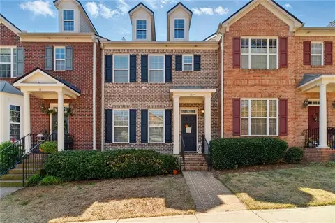 1525 Endurance Hill Dr #6, Kennesaw, GA 30152