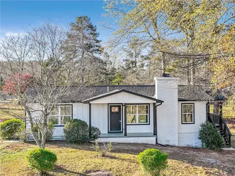 298 Barber Cir, Newnan, GA 30263