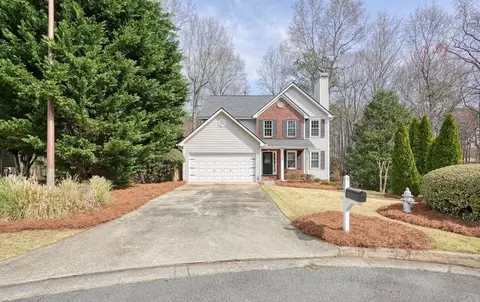 802 Eagle Glen Xing, Woodstock, GA 30189