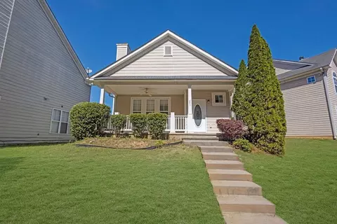 4571 Parkway Cir, Atlanta, GA 30349