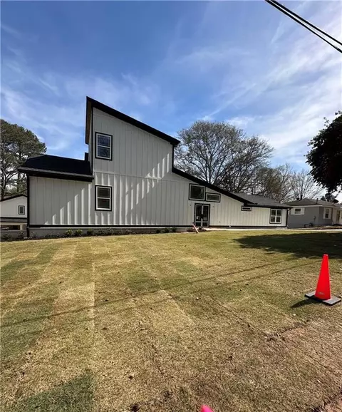 140 N Woodland Dr, Atlanta, GA 30340