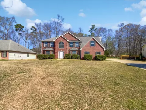 9315 Waters Edge Dr, Jonesboro, GA 30236