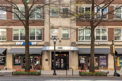 800 Peachtree St NE #8404, Atlanta, GA 30308