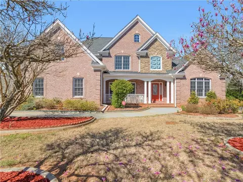 612 Kristen Ct, Mcdonough, GA 30252