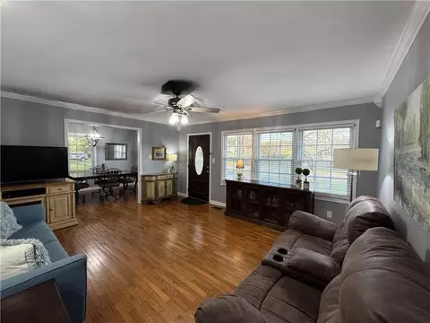 Living - 1031 E Hermitage Rd NE, Rome, GA 30161 photo 4 of 4