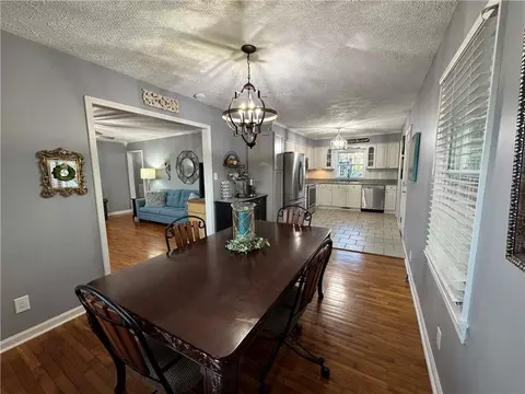 Dining - 1031 E Hermitage Rd NE, Rome, GA 30161 photo 1 of 3