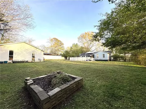 Exterior - 1031 E Hermitage Rd NE, Rome, GA 30161 photo 20 of 23