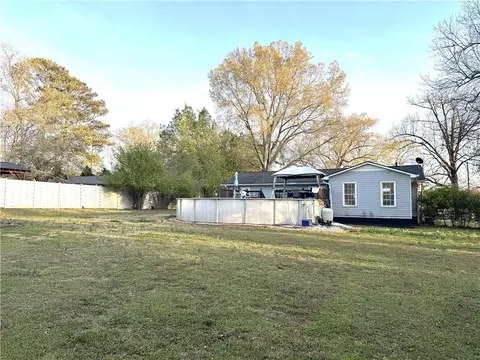 Exterior - 1031 E Hermitage Rd NE, Rome, GA 30161 photo 19 of 23