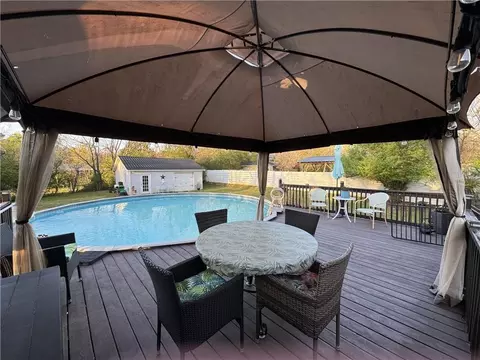 Exterior - 1031 E Hermitage Rd NE, Rome, GA 30161 photo 13 of 23