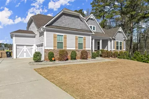 125 Whitman Grv, Fayetteville, GA 30215