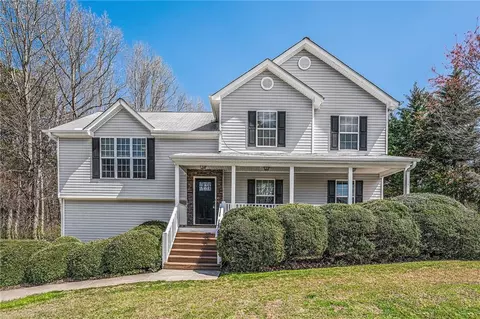 47 Jacobs Bnd, Talking Rock, GA 30175