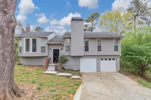 2780 Creekwood Ln, Lawrenceville, GA 30044