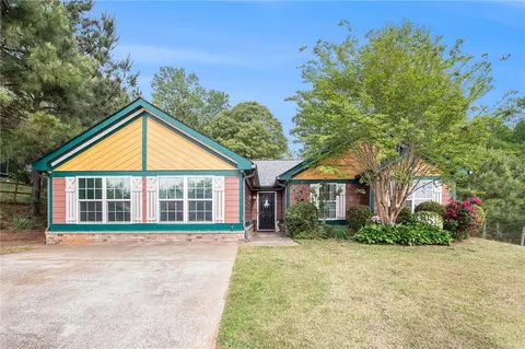 4693 Turning Leaf Dr, Gillsville, GA 30543
