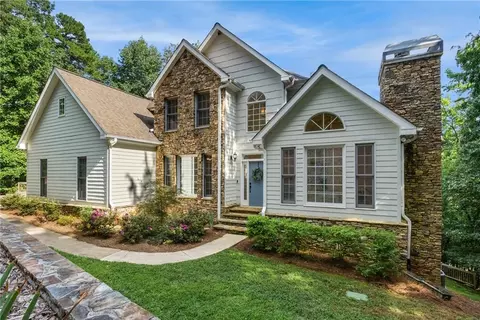 447 Yates Cir, Clarkesville, GA 30523