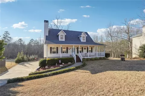 129 Heritage Oaks Dr, Ball Ground, GA 30107