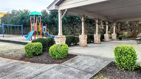 Exterior - 345 Mango Ct, Mcdonough, GA 30253 photo 8 of 10