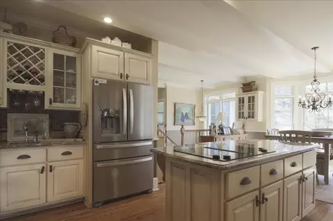 Kitchen - 175 Fairview Ct, Jasper, GA 30143 photo 4 of 4