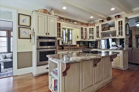 Kitchen - 175 Fairview Ct, Jasper, GA 30143 photo 1 of 4
